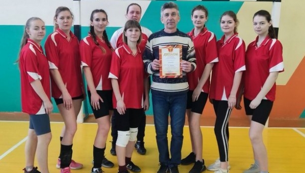 Чемпионат района по волейболу "Золотой колос" 